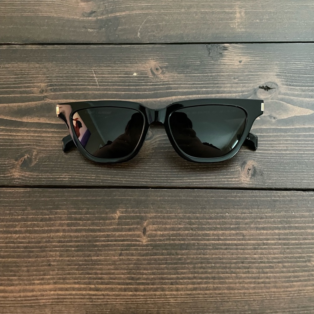 Saint Laurent SL 462 Sulpice D-Frame Sunglasses
